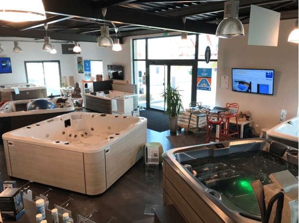 showroom piscine spa carré bleu poitiers